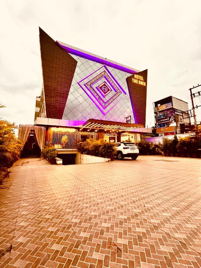 Hotel The Onix Dehradun Luaran gambar